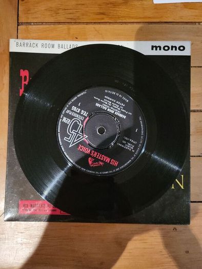 Peter Dawson Barrack Room Ballads 7 inch EP His Masters Voice