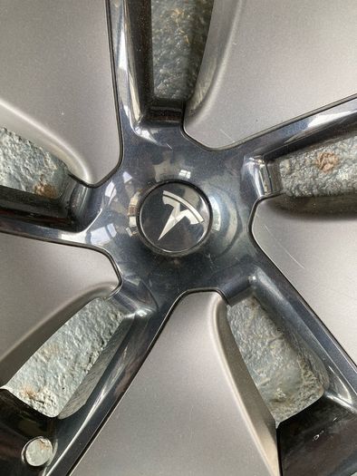 Tesla Wheel trim