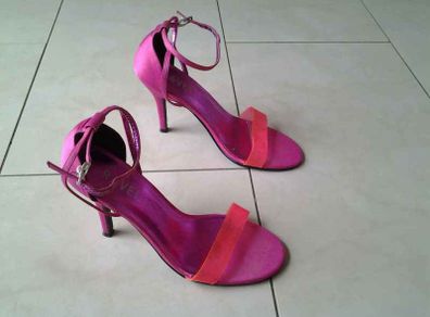 Pink Strappy Sandal - Size 4.5