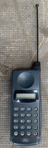 Ford Motorola Teletac P4000 Analogue Mobile Phone Retro Brick