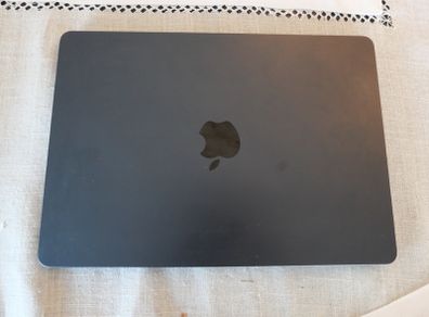MacBook Air M2 13 8GB 256GB Midnight 100p Battery 43 Cycles