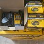 DeWalt Hedge Trimmer & Axial Blower Kit Image 4