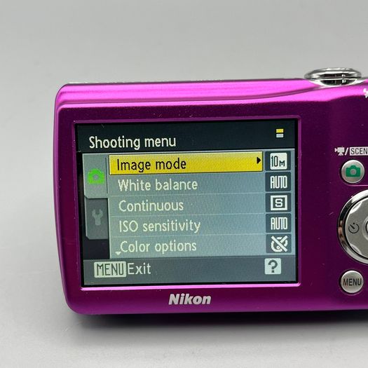 Nikon Coolpix S220 10MP Digital Camera Pink - Nr Mint - Full Kit