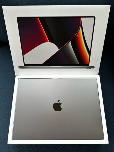 MacBook Pro M1 16" Pro Chip