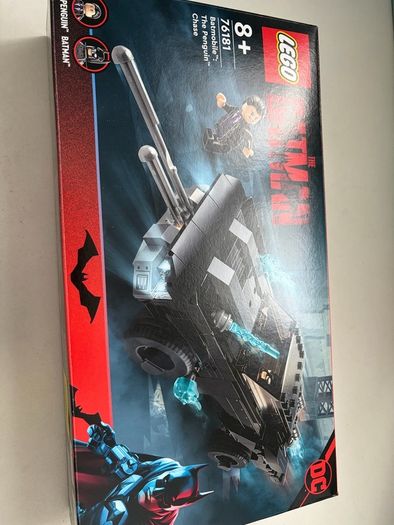 Lego Batmobile the penguin chase 76181