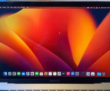 Apple MacBook Pro 13-inch (2017)