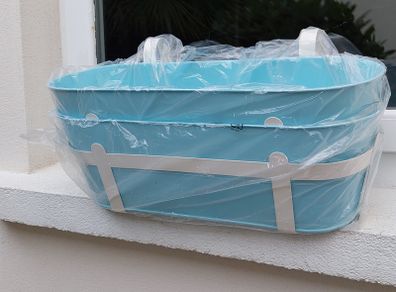 Balcony/hanging planters
