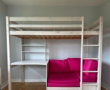 Bunk bed