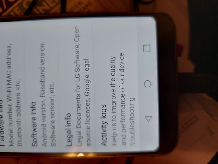 LG G6 mobile phone, 32GB, sim tray missing, excellent cosmetic condition otherwise