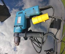 makita 110 volt drill