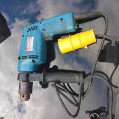 makita 110 volt drill