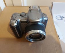 Schneider-KREUZNACH, Variogon 35mm-430mm(Equivalent) AF 12 x Optical Zoom Digital Camera, unsure of the Model, Possibly Kodak Easyshare, no Battery or Memory Card, so cannot test, Excellent cosmetic condition