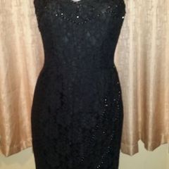 Wallis black lace midi dress size UK8 EU36 Postage inluded