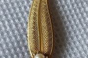 Vintage D or brooch