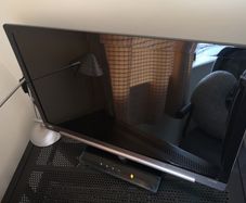 HP x2301 monitor 23"