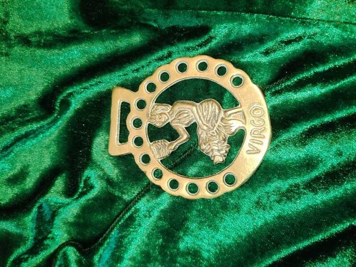 Horse medallions