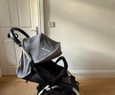 Yu Yu Compact stroller