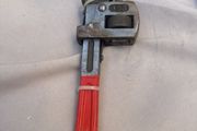 pipe wrench