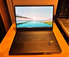 Hp Omen 17 Gaming Laptop ---- Ryzen 7 8845hs, Rtx 4060, 32gb Ram, 1tb Ssd