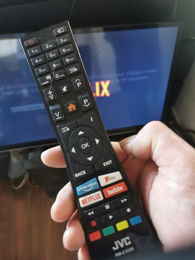 32 inch smart TV