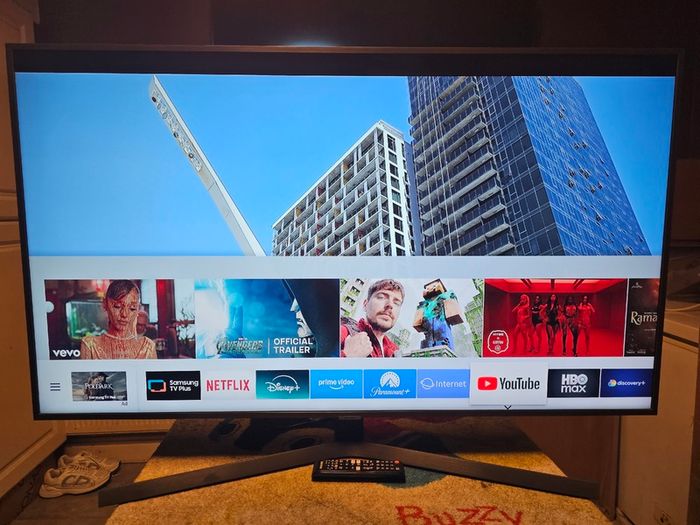 55" Samsung 4K Certified Ultra HD HDR Smart LED TV
