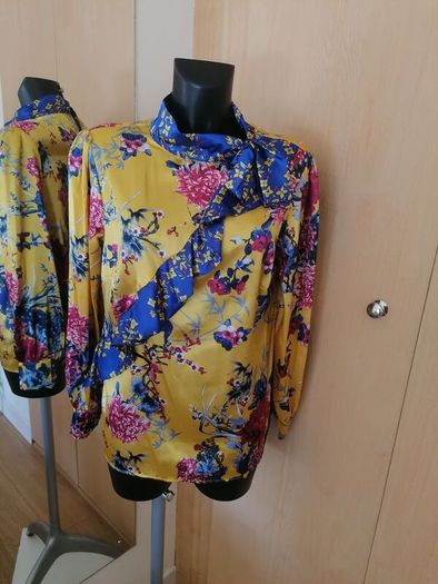 Women's Blouse NWOT SIZE 14