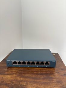TP-Link 8 port Gigabit switch