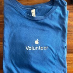 APPLE Volunteer shirt