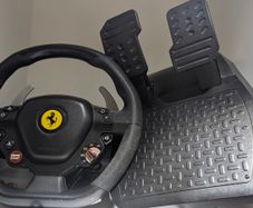 Thrustmaster T80 RW Ferrari 488 GTB Set
