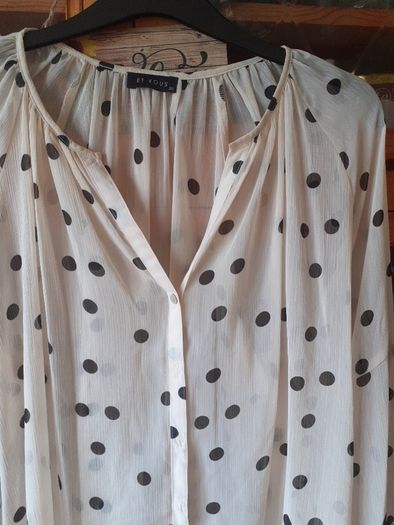 womens blouse size 20 cream Black spots