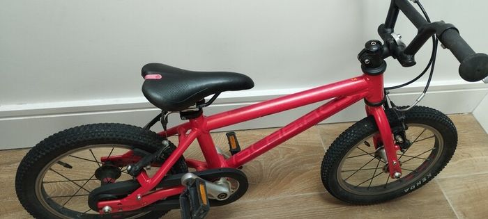 14" pedal bike Islabikes Cnoc 14.