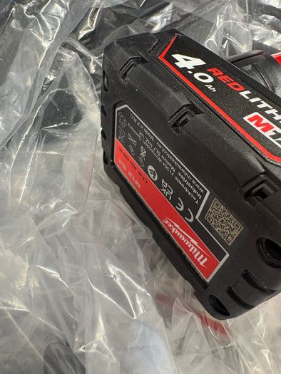Milwaukee m12 6ah / 4ah new