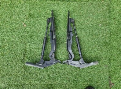 Volvo s60 2012 bonnet mount bracket breaking