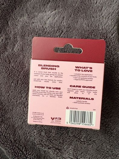 B Bold blending brush  - super dense - tanning brush