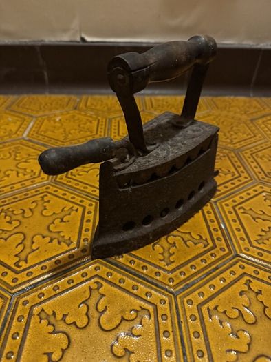 Antique Cast Iron Charcoal Clothes Iron with Wooden Handles