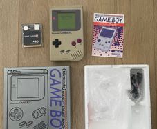 Nintendo Gameboy Classic DMG-001 Boxed with Earphones, Manual and Flash Card 4GB