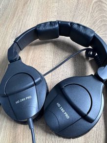 Sennheiser HD 280 Pro Professional Studio Headphones