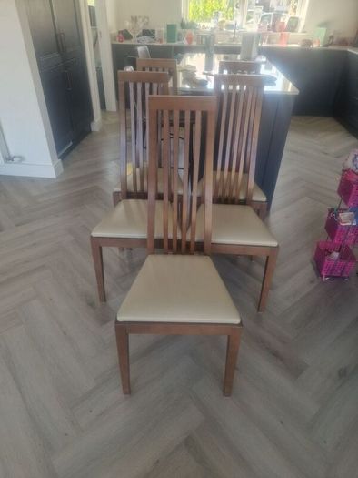 5 kitchen chairs