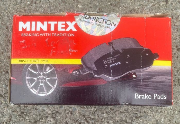 Set of Mintex FT Brake pads Corolla SB1 + JT 02