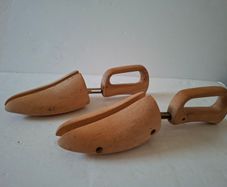 Shoe trees