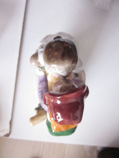 Vintage Boy/Girl First Kiss Porcelain Figure