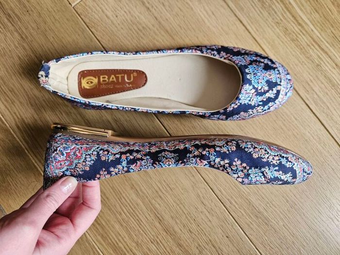 Navy Batu brand Flat shoes Made in Turkey