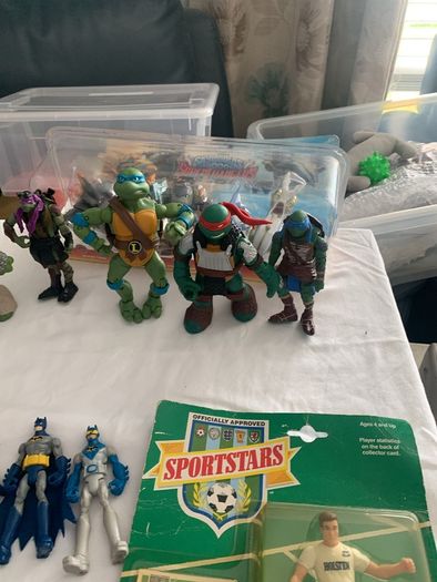 toys
