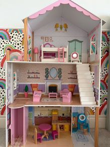 dolls house