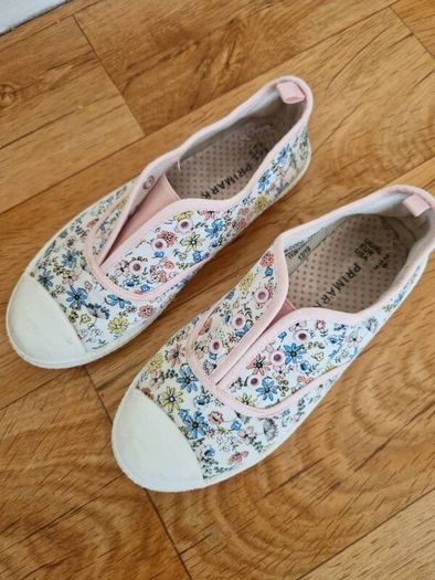 Shoes for girl size 2 UK