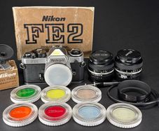 Nikon FE 2 bundle