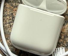 apple airpods 2