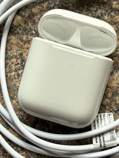 apple airpods 2