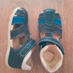 Geox boys sandals size 25
