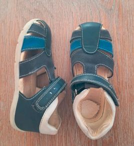 Geox boys sandals size 25
